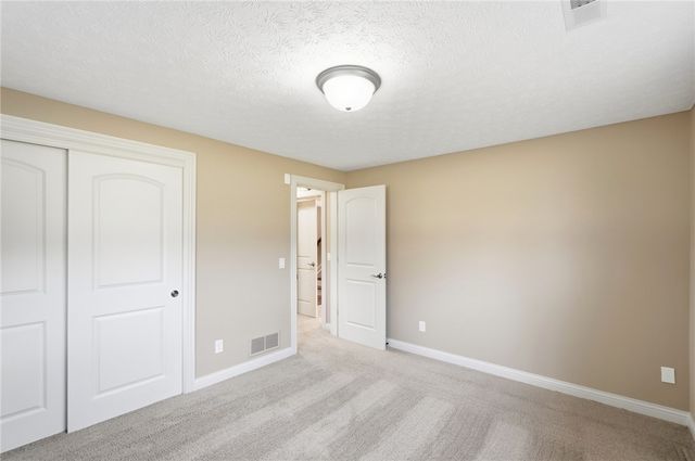 10540 Wallingsford Circle, Washington Twp, OH 45458