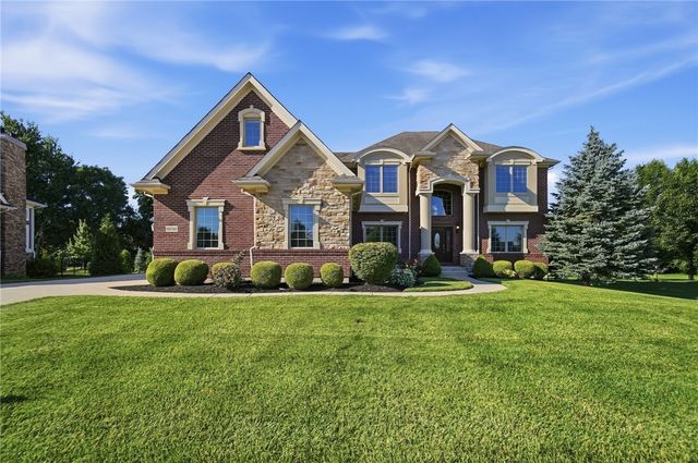 10540 Wallingsford Circle, Washington Twp, OH 45458