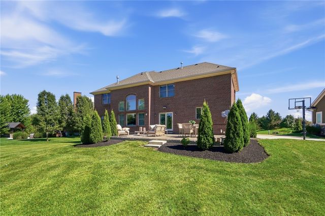 10540 Wallingsford Circle, Washington Twp, OH 45458