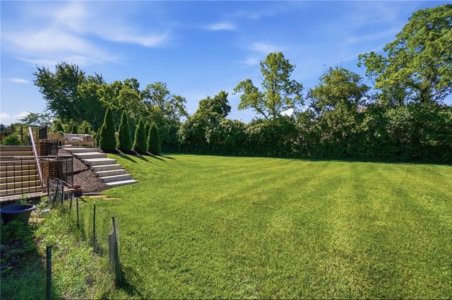 10540 Wallingsford Circle, Washington Twp, OH 45458