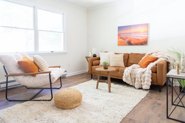 30 11TH ST, Colonial Beach, VA 22443