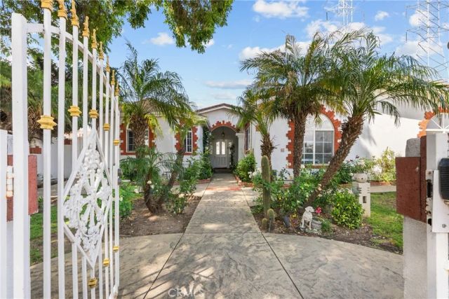 11337 Hayvenhurst, Granada Hills, CA 91344