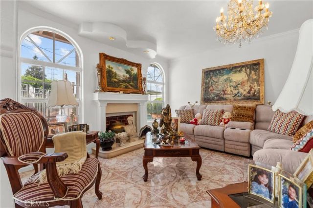 11337 Hayvenhurst, Granada Hills, CA 91344