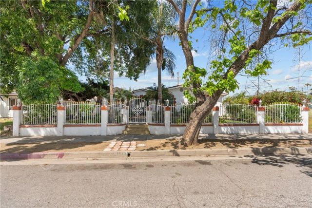 11337 Hayvenhurst, Granada Hills, CA 91344