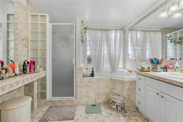 11337 Hayvenhurst, Granada Hills, CA 91344