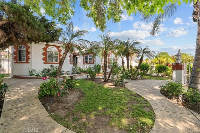 11337 Hayvenhurst, Granada Hills, CA 91344