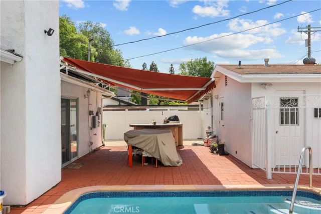 11337 Hayvenhurst, Granada Hills, CA 91344