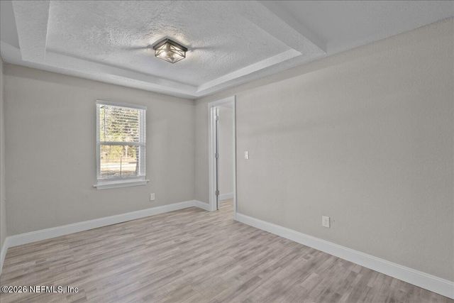 121 LYNNWOOD Avenue, Interlachen, FL 32148