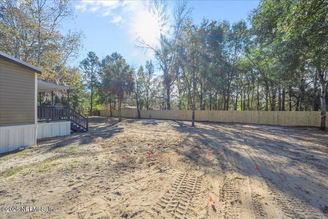 121 LYNNWOOD Avenue, Interlachen, FL 32148