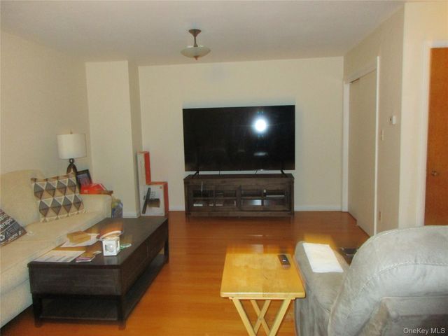 414 Main Street, Northport, NY 11768