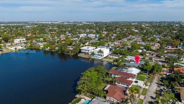 21330 NE 25th Ct, Miami, FL 33180