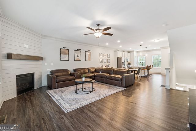 421 STOVALL Place, Woodstock, GA 30188