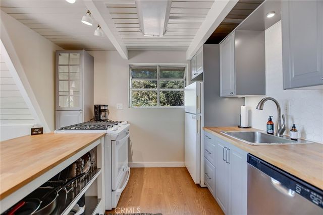 30736 Live Oak, Running Springs, CA 92382