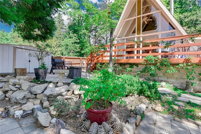 30736 Live Oak, Running Springs, CA 92382