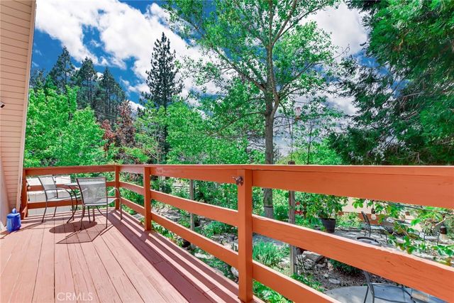 30736 Live Oak, Running Springs, CA 92382