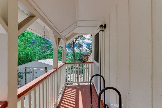 30736 Live Oak, Running Springs, CA 92382