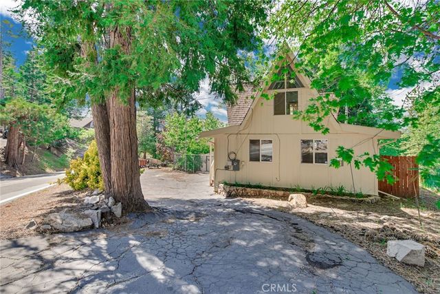 30736 Live Oak, Running Springs, CA 92382