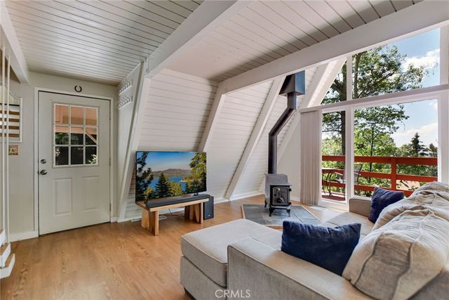 30736 Live Oak, Running Springs, CA 92382