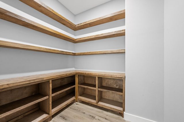 95 Longhorn Loop, New Waverly, TX 77358