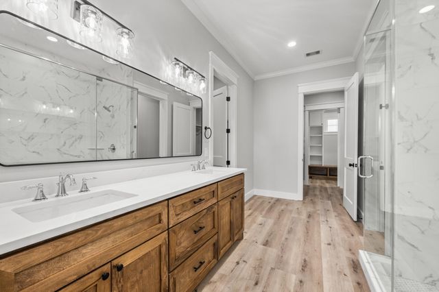 95 Longhorn Loop, New Waverly, TX 77358