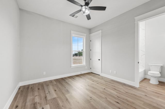 95 Longhorn Loop, New Waverly, TX 77358