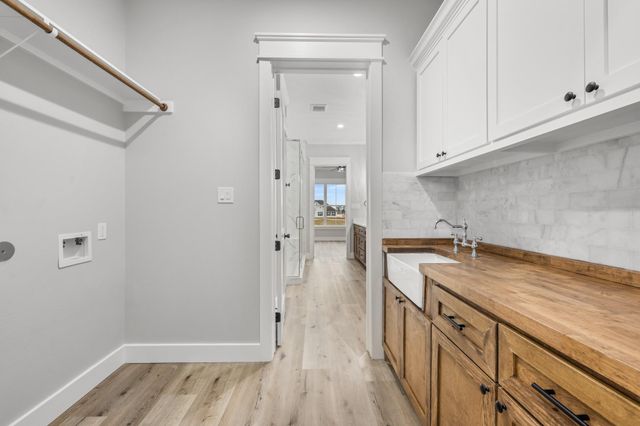 95 Longhorn Loop, New Waverly, TX 77358