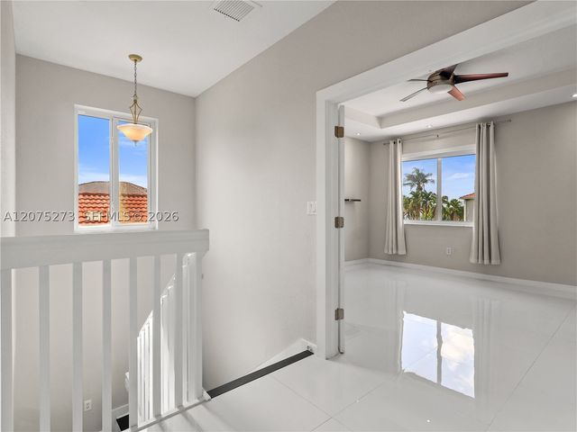 15392 SW 25th Ter, Miami, FL 33185