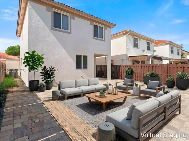 15392 SW 25th Ter, Miami, FL 33185