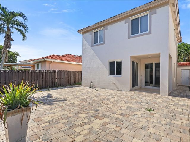 15392 SW 25th Ter, Miami, FL 33185