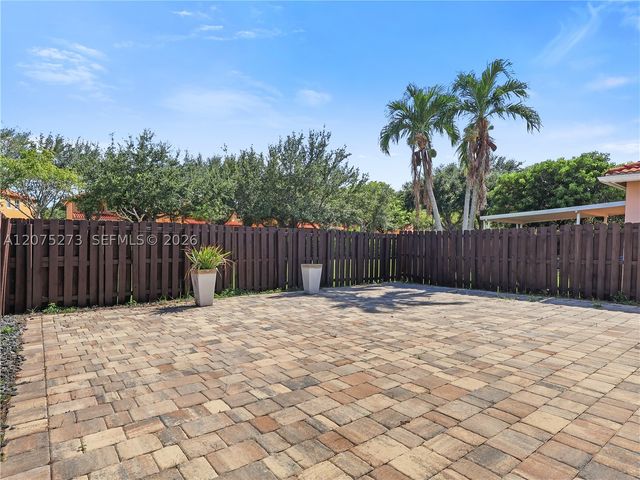15392 SW 25th Ter, Miami, FL 33185