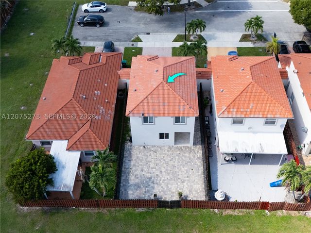 15392 SW 25th Ter, Miami, FL 33185