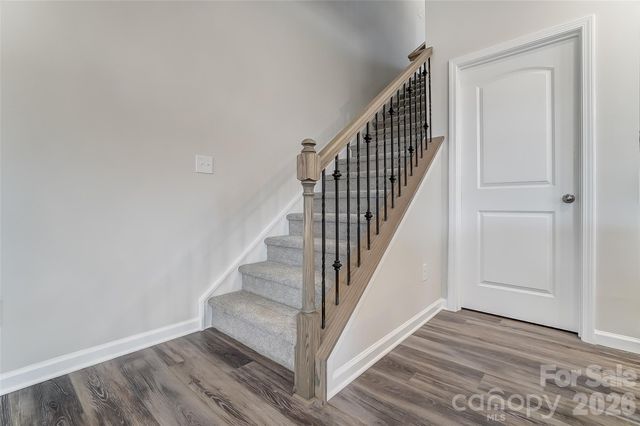 3830 Cheyney Park Drive, Charlotte, NC 28269