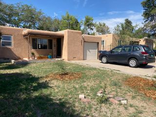 4621 Crest Avenue SE, Albuquerque, NM 87108