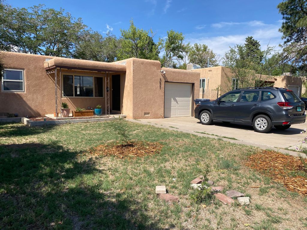 4621 Crest Avenue SE, Albuquerque, NM 87108