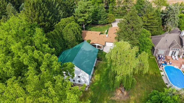 986 Indian Hills ROAD, Fontana, WI 53125