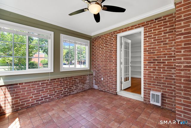 134 Dyer Street, New Haven, CT 06511