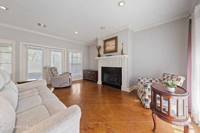 301 Westpointe Circle, Lafayette, LA 70506