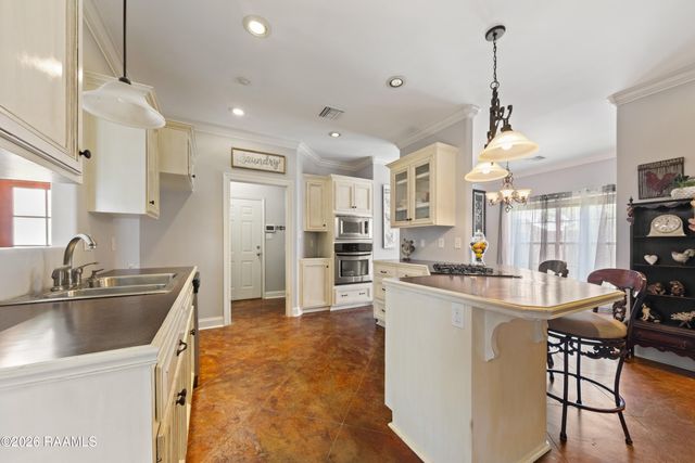 301 Westpointe Circle, Lafayette, LA 70506