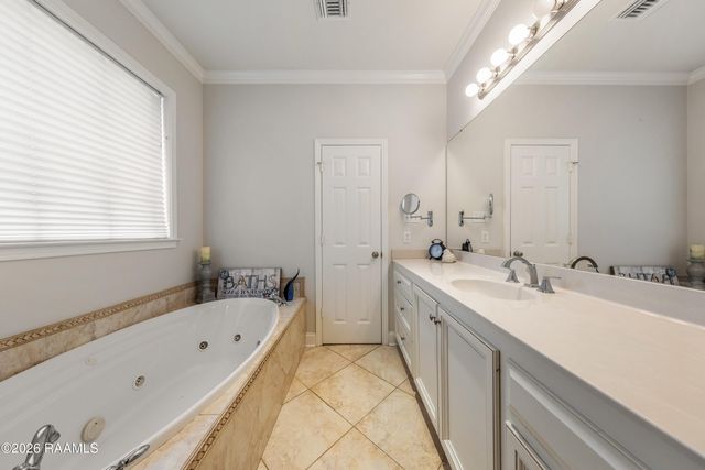 301 Westpointe Circle, Lafayette, LA 70506