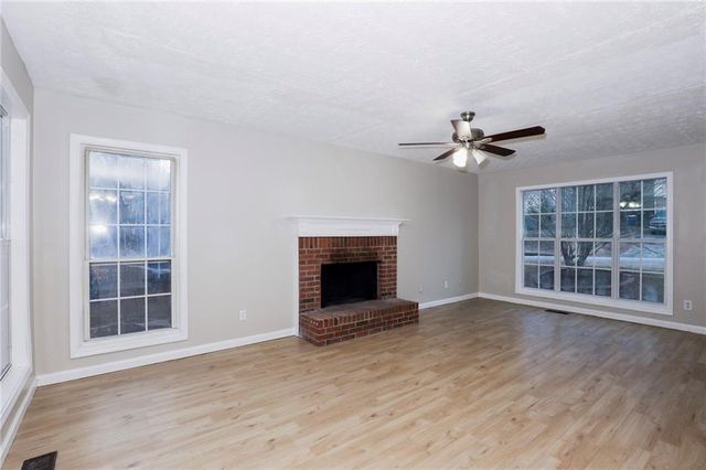 2108 Lindley NW Lane, Kennesaw, GA 30144