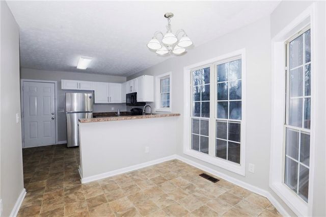 2108 Lindley NW Lane, Kennesaw, GA 30144