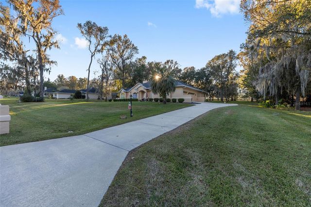 700 SW 89TH TERRACE, Ocala, FL 34481