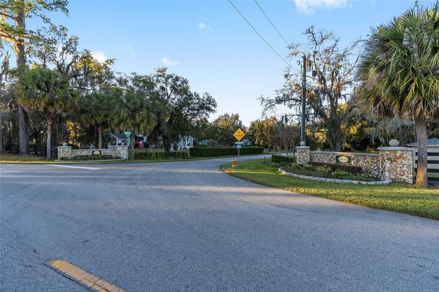 700 SW 89TH TERRACE, Ocala, FL 34481