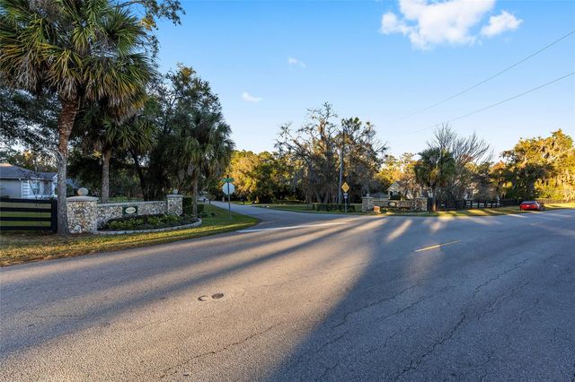 700 SW 89TH TERRACE, Ocala, FL 34481