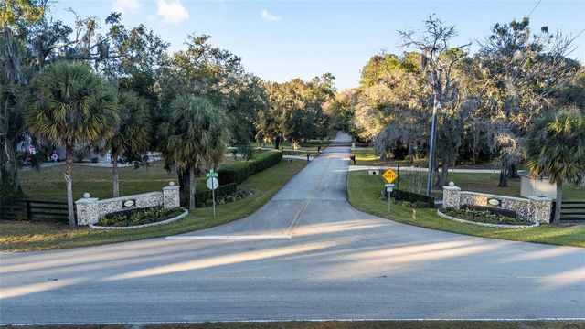 700 SW 89TH TERRACE, Ocala, FL 34481