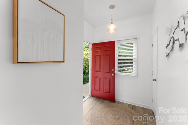 20 Timberlake Drive, Asheville, NC 28803