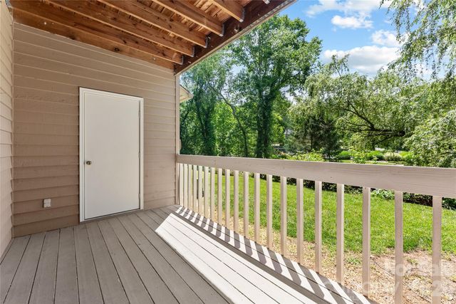 20 Timberlake Drive, Asheville, NC 28803