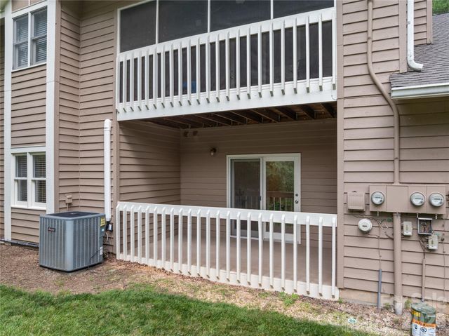 20 Timberlake Drive, Asheville, NC 28803