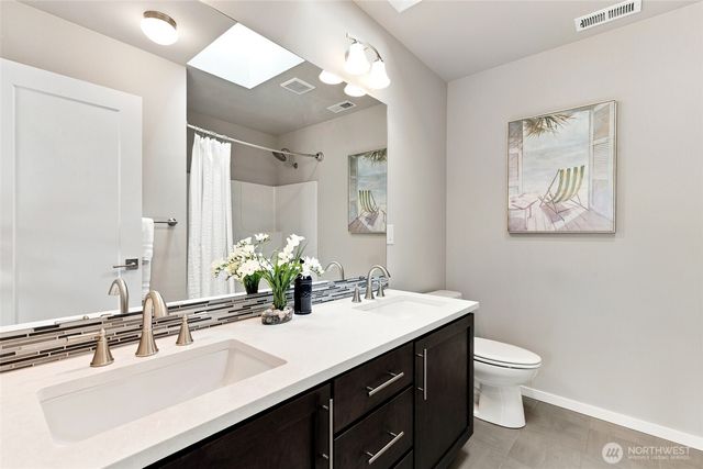 13415 NE 128th Place, Kirkland, WA 98034