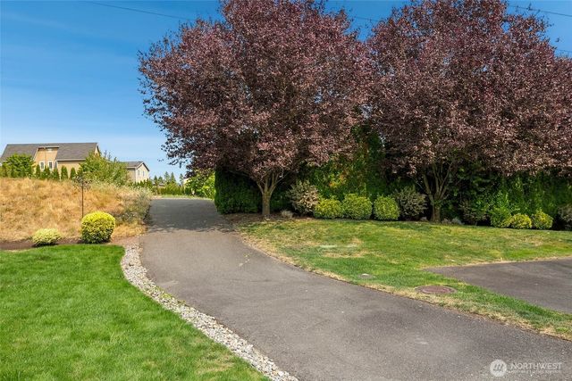 13415 NE 128th Place, Kirkland, WA 98034